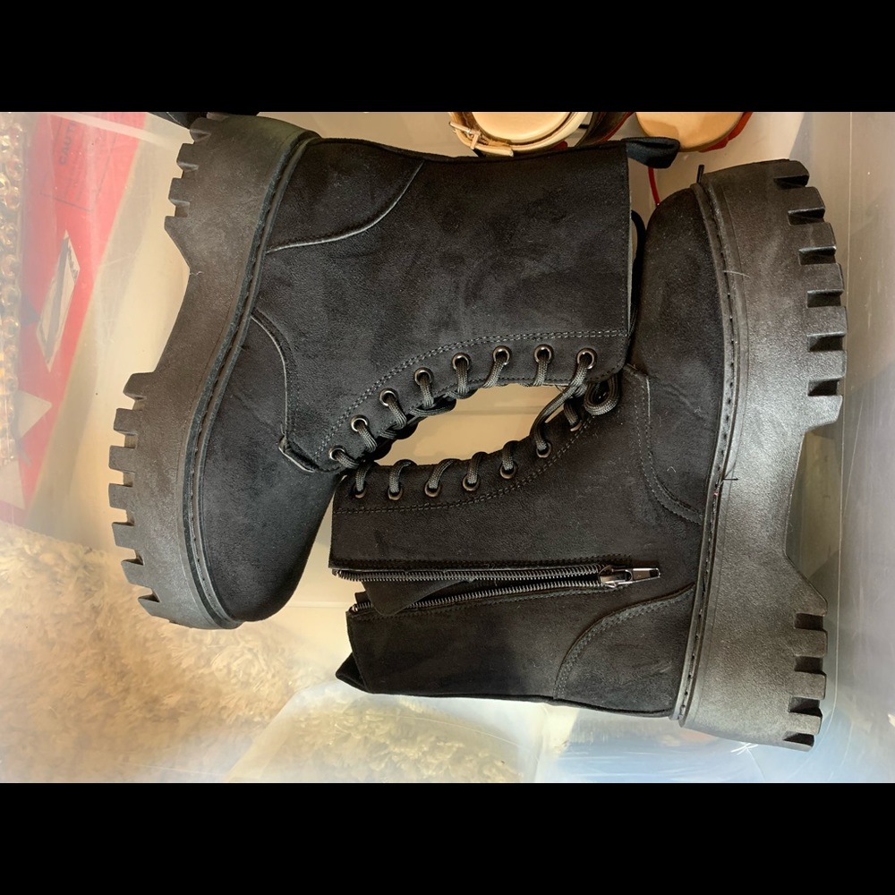 Platform boots